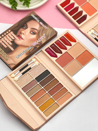 سایه کیفی دختر سایز بزرگ