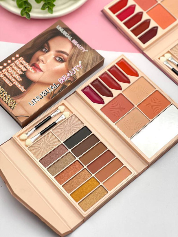 سایه کیفی دختر سایز بزرگ