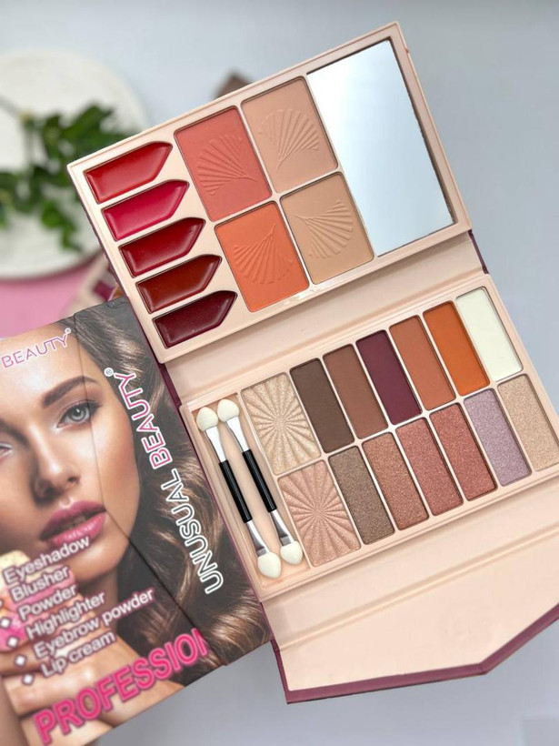 سایه کیفی دختر سایز بزرگ