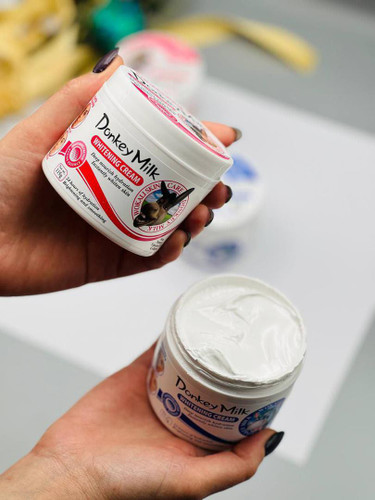 کرم سفید کننده وکالی مدل شیر الاغ | روشنکننده طبیعی پوست Wokali Donkey Milk