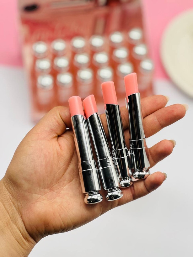 بالم لب طرح دیوراصل|نرم کننده قوی مناسب استفاده روزانه