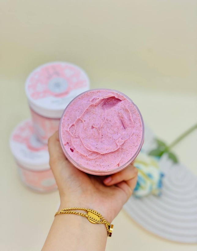 اسکراب شنی یارا ۵۰۰ گرم | لایه بردار قوی بدن YARA